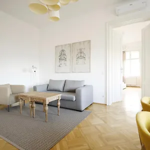 https://heymi-apartments-opernring.vienna-besthotels.com