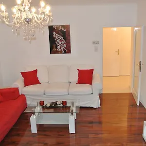https://apartment-paradies.vienna-besthotels.com