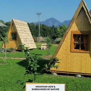 https://glamping-mohorjev-grunt.hotels-in-ljubljana.com