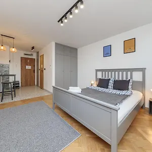 https://metro-onz-apartment-warsaw-central.warsawhotelspoland.com